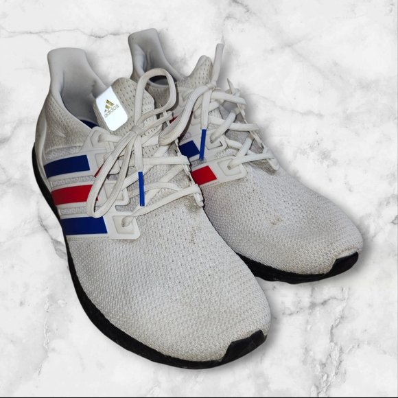 Adidas Ultra Boost 2.0 - Picture 1 of 8